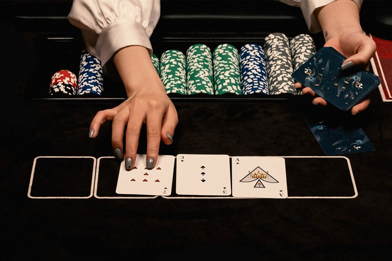 Poker là gì